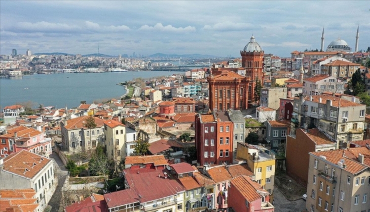 Türk Kızılay’dan Fatih’te kiralık arsa!