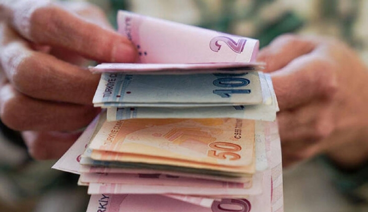 Emeklilere Devletten 5 bin TL, bankalardan 12 bin 500 TL müjdesi! Kasım ayında maaş+5 bin TL+ 12 bin 500 TL promosyon...