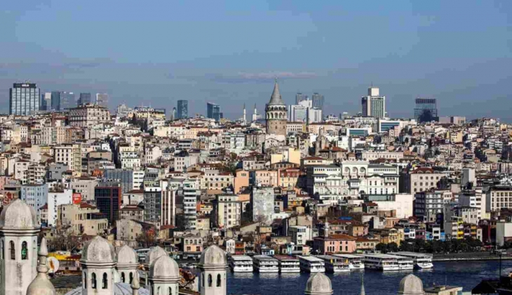 Ekonomist, dolar ve TL bazında konut fiyatlarını karşılaştırarak olası senaryoyu açıkladı!