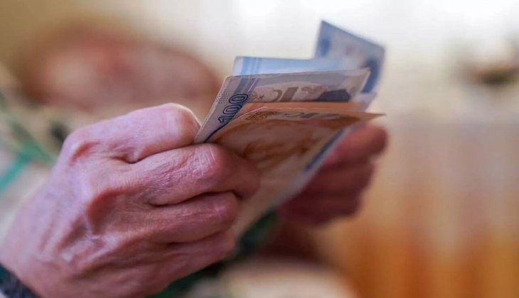 Emeklilerin gözü bu haberde! Bayram ikramiyelerine zam yapılacak mı?