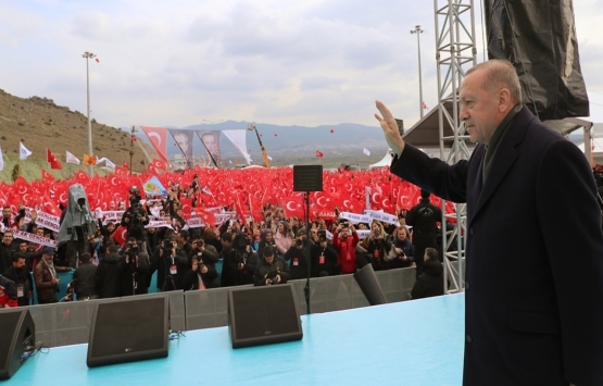 Menemen-Aliağa-Çandarlı Otoyolu açıldı!