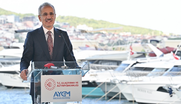 Son dakika: 330 yat bağlama kapasitesine sahip Yeni Foça Yat Limanı hizmete açıldı!