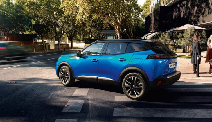 Peugeot e-2008 yılın son fırsatıyla satışta! Şarj cihazı ve 1 yıllık enerji hediyeli! 19 Aralık 2022 fiyat listesi...