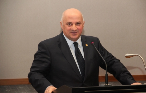 Artvin Milletvekili Uğur Bayraktutan