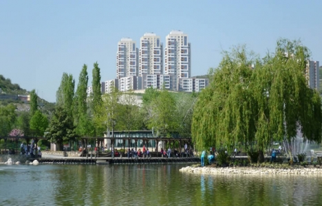 Bahçeşehir Göleti çevresine AVM mi inşa edilecek?