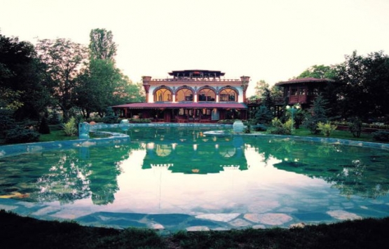 Adnan Oktar ın Pembeköşkü ne el konuldu!