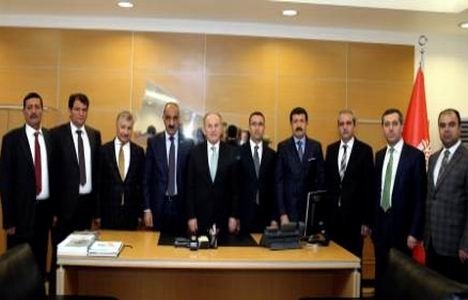 Kadir Topbaş'a Şanlıurfa belediye başkanlarından ziyaret!