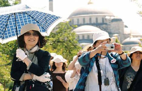 2013'te 97 milyon Çinli turist dünyayı gezdi!