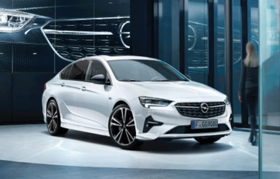 Opel Insignia dan bomba gibi haber! Fiyat listesi açıklandı!