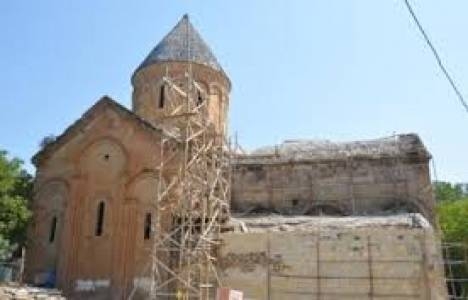 Artvin İşhan Kilisesi restorasyonu sürüyor! 