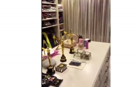 İşte Demet Akalın ın Acarkent teki villası!