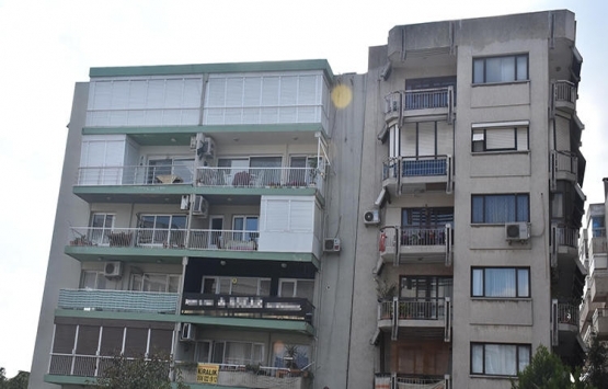 İzmir'de eğik bina endişesi!