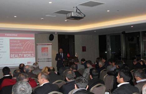 Realty World Türkiye, Bursa'da seminer verdi!