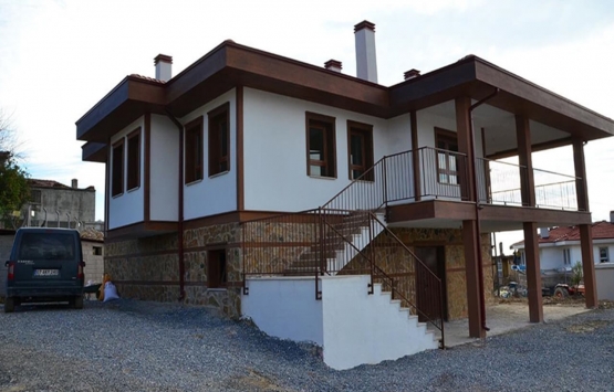 Manavgat'ta orman yangınında zarar görenler yeni evlerine kavuşuyor!