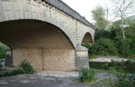 Tarihi Kasım Bey Köprüsü'nün restorasyonu tamamlandı!