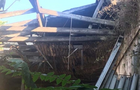 Karaköy deki Yelkenciler Han bakımsızlıktan yıkılıyor!