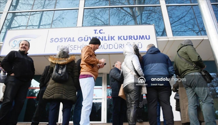 EYT’de kadınlar için o şart kalktı! EYT’de son durum ne? Kim, ne zaman emekli olacak?