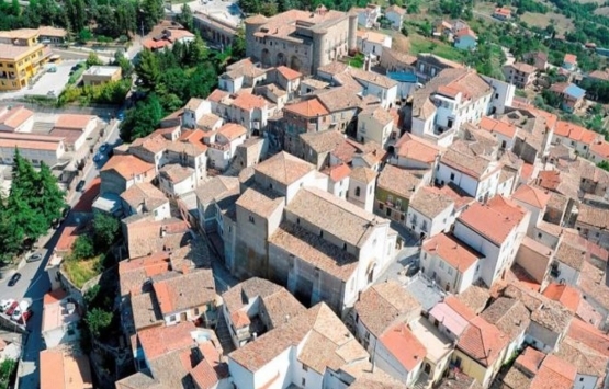 1 Euro ya ev almayı düşünenler dikkat!