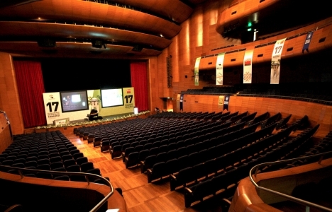 Osmangazi Kültür Merkezi Bursa'daki en akıllı kamu binası olacak!