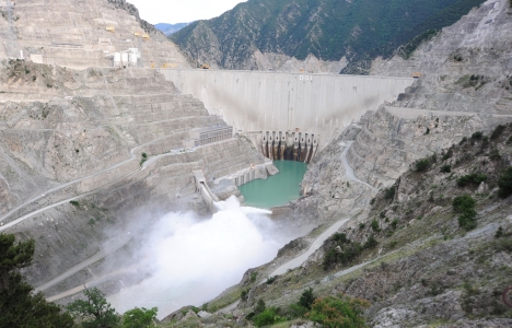 Deriner ve HES tesislerinden ekonomiye 500 milyon katkı!