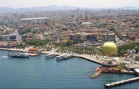 Kadıköy'de icradan 4.3 milyon TL'ye satılık bina!