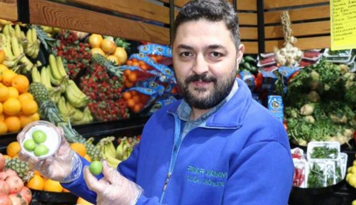 Kilogramı 1500 ile 2 bin 200 TL arasında değişen 4 adet 50 gram erik 89 TL, 5 adet kiraz 125 TL ye satılıyor!