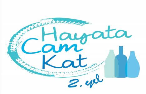 Hayata Cam Kat ikinci yılını yenilenen yüzüyle kutluyor!