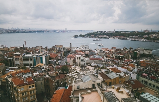 Yapılara zarar veren malzeme kullanımı ve yapım hatalarıdır!