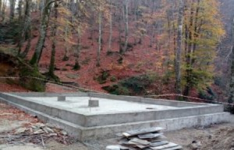 Bursa Suuçtu Şelalesi'ndeki sosyal tesis inşaatı durduruldu!