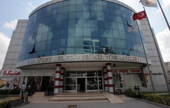 Esenyurt ta metruk bina yıkımı!