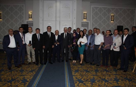 Çilek Mobilya İnegöl Mobilyası Yıldızları Ödül Gecesi'nde 2 ödül aldı!