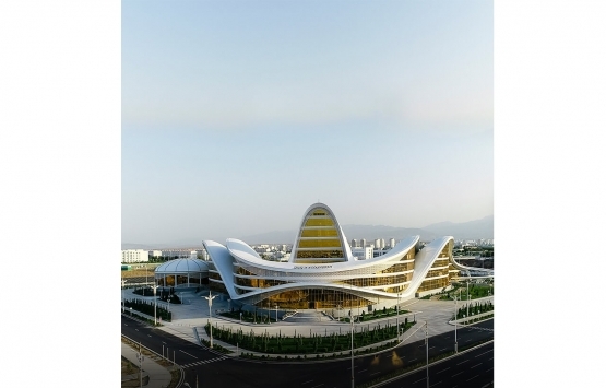 Rönesans'tan Türkmenistan’a çok amaçlı otel ve iş merkezi!