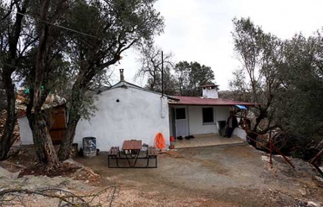 Antalya Büyükşehir'den Fatma Nine'ye ev!