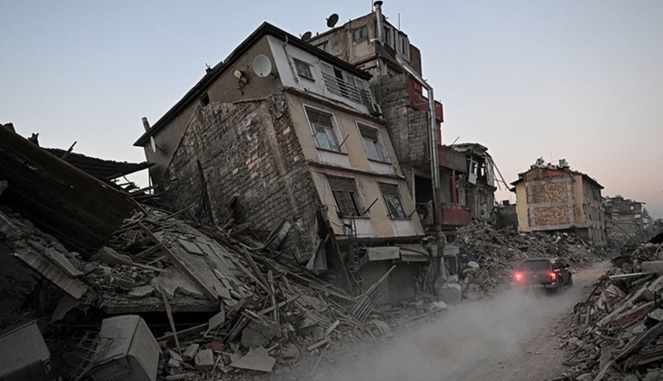 Hükümet ve muhalefet Meclis te depremi konuştu: İstanbul yıkılırsa, Türkiye yıkılır!