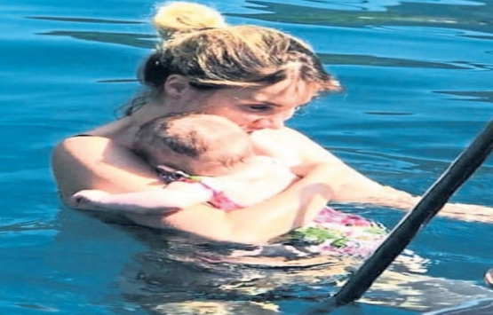 Ali Ağaoğlu bayramı Bodrum daki teknesinde kutladı!