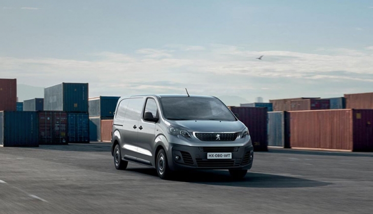 Peugeot Expert serisinde ayın son fırsatı! Ticari araç alacaklar bu fiyatlara göz atın! 