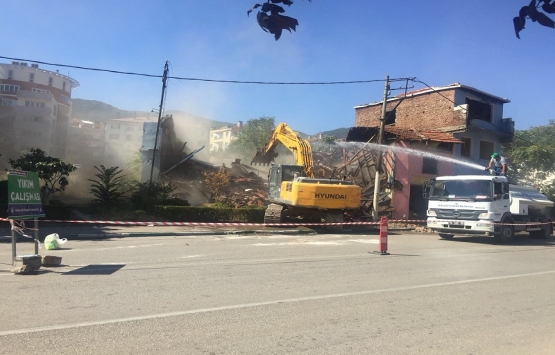 Bursa büyükşehir belediyesi bina yıkımları