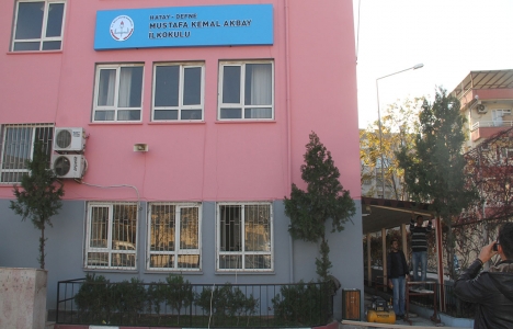 Hatay'daki okullar onarılıyor!