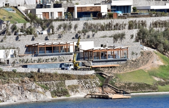 Bodrum daki imara aykırı yapıların yıkımı devam ediyor!