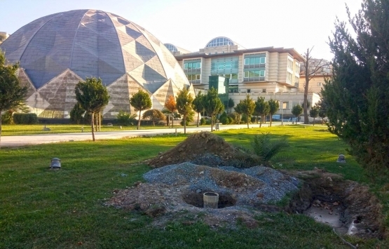 Osmanlı Arşivi Külliyesi risk altında mı?