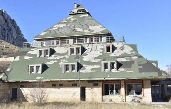 Uzan Grubu nun Antalya daki oteli satıldı!