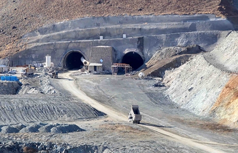 Kop Tüneli nde kazı çalışmalarının yüzde 46 sı tamam!