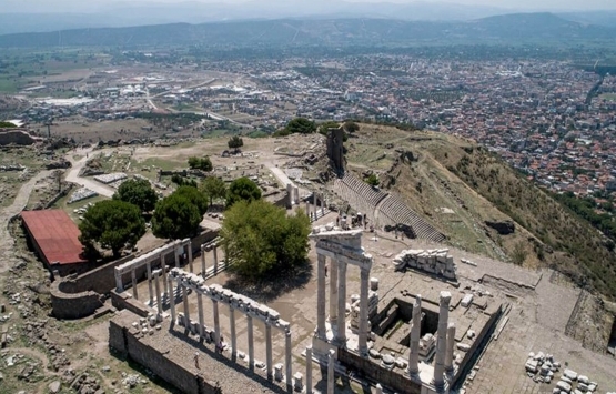 Hakan Koştu dan Bergama Millet Bahçesi paylaşımı!