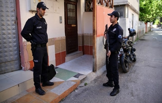 Adana'da öğrenci evi görünümlü 6 yurt binası mühürlendi!