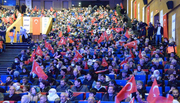 Bakan Ali Yerlikaya müjdeyi verdi! Her ay 15-20 bin konut ve köy evi hak sahiplerine teslim edilecek!