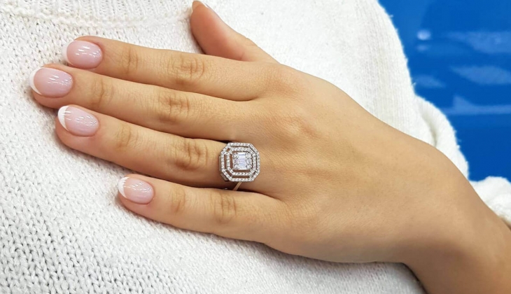 Pırlanta baget almak için tam zamanı! Lova Pırlanta da yüzde 40 a varan indirim başladı!