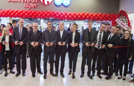CarrefourSA'nın Konya'daki ilk süpermarketi açıldı!