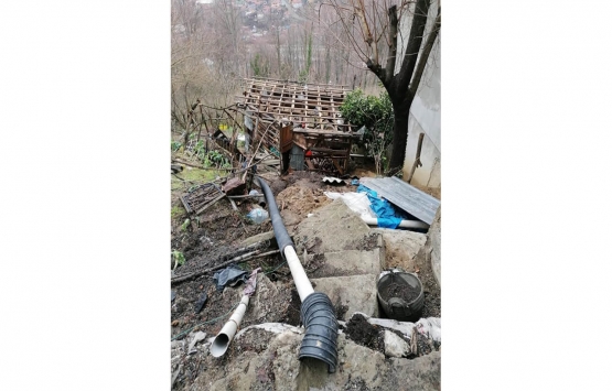 Zonguldak ta çatı hasarı ve toprak kayması sebebiyle 44 konut boşaltıldı!