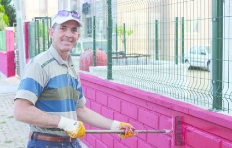 Zeybek TOKİ Konutları'nın duvarları yenileniyor!