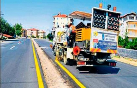 Başkent'te şerit çizgisi çalışmaları hızla sürüyor!